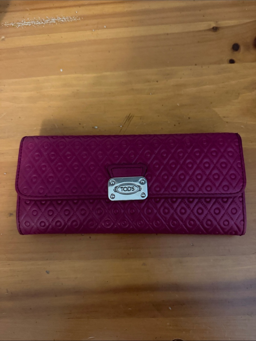 Tod’s Fuchsia Textured Wallet